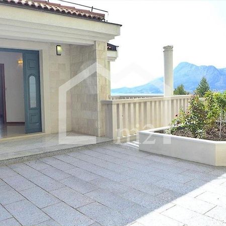 Luxury Residence โอมิช ภายนอก รูปภาพ